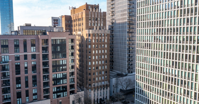 Canterbury Court Apartments