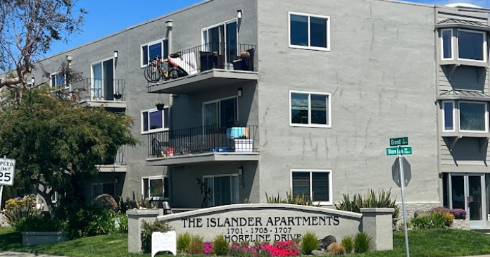 Islander Apartments