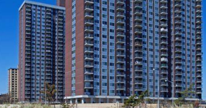 Ocean Park Apartments