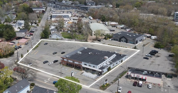 403 Neponset Street in Canton
