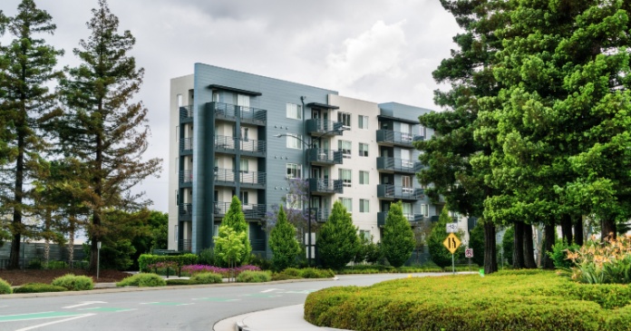 multifamily property transactions rise in Q2 2025