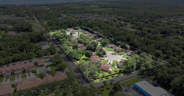 Oviedo Oaks Village