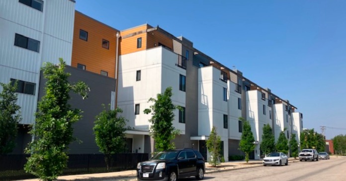 116 W. Mishakawa Avenue River Rock Apartments
