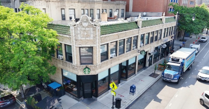 2525 North Clark Street