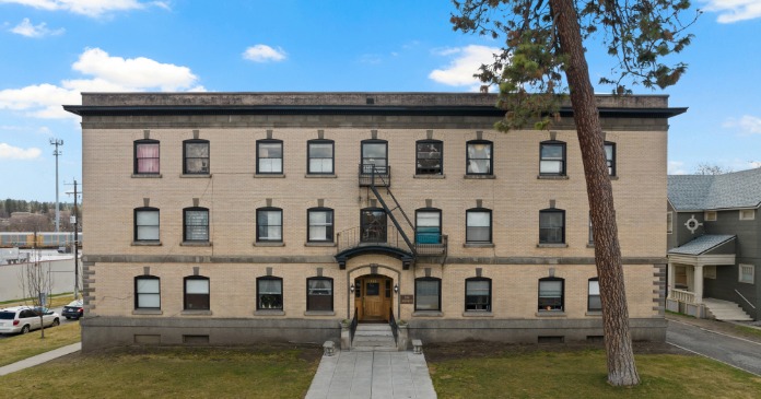 Elm Apartments